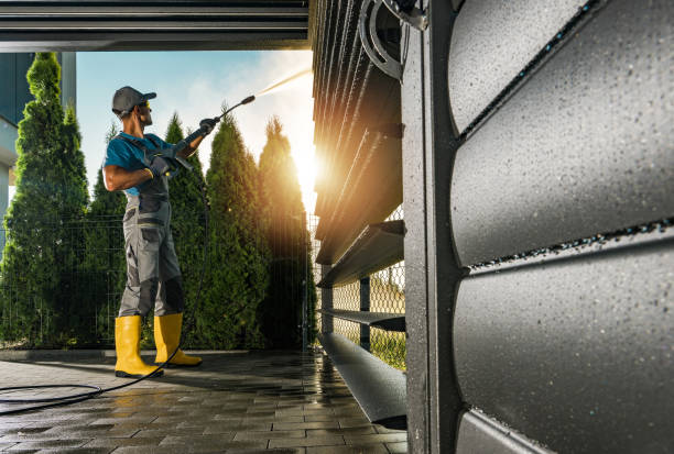 Best Roof Power Washing Services  in Canby, OR